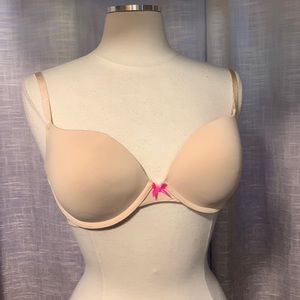 Xhiliration perfect tee shirt push up bra 36C